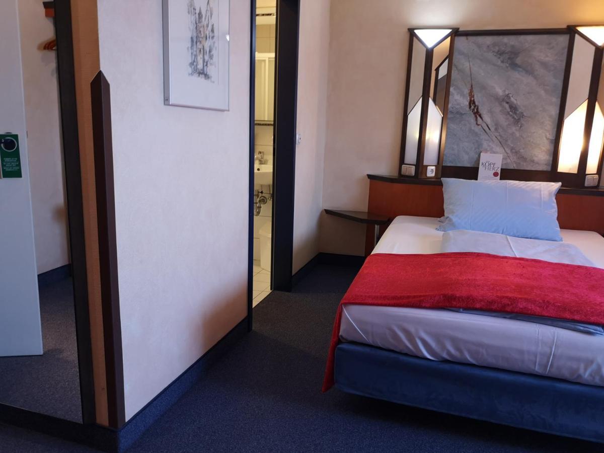 Main Hotel Eckert 3 Margetshöchheim Εξωτερικό φωτογραφία