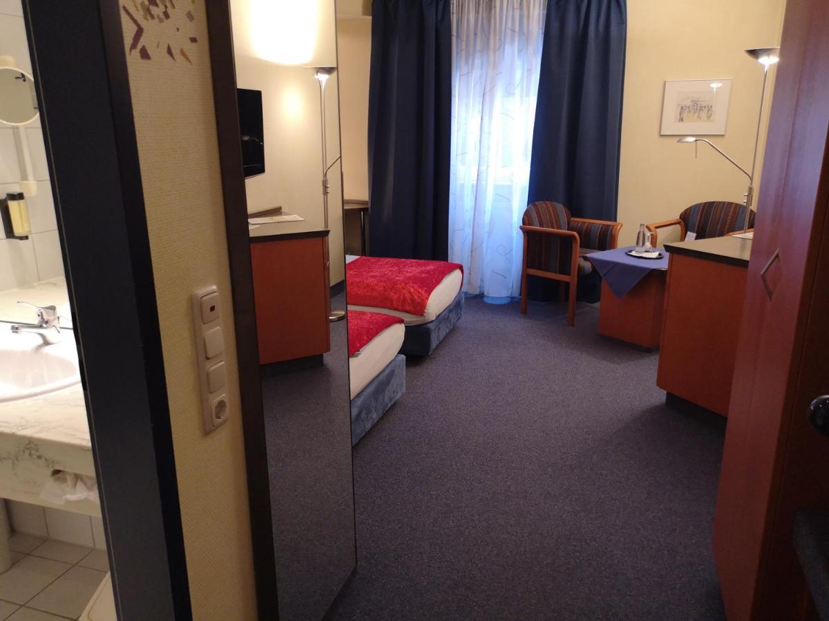 Main Hotel Eckert 3 Margetshöchheim Εξωτερικό φωτογραφία