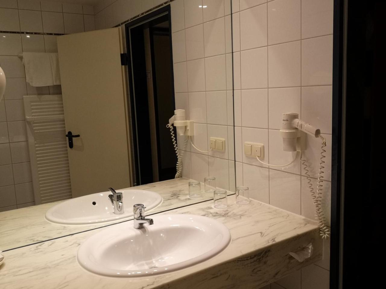 Main Hotel Eckert 3 Margetshöchheim Εξωτερικό φωτογραφία